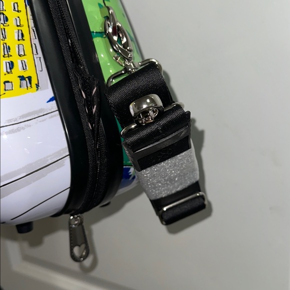 Brighton Women's Uptown Cosmetic Case NWOT - Picture 4 of 4